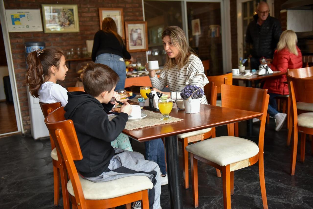 Bernie'S Bed & Breakfast , A 3 Kilometros Del Aerop Ezeiza, Van ,In-Out, Free Ezeiza Airport Eksteriør billede